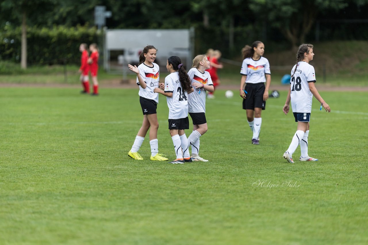 Bild 63 - Loewinnen Cup
